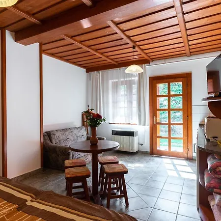 Nyugalom Guest house